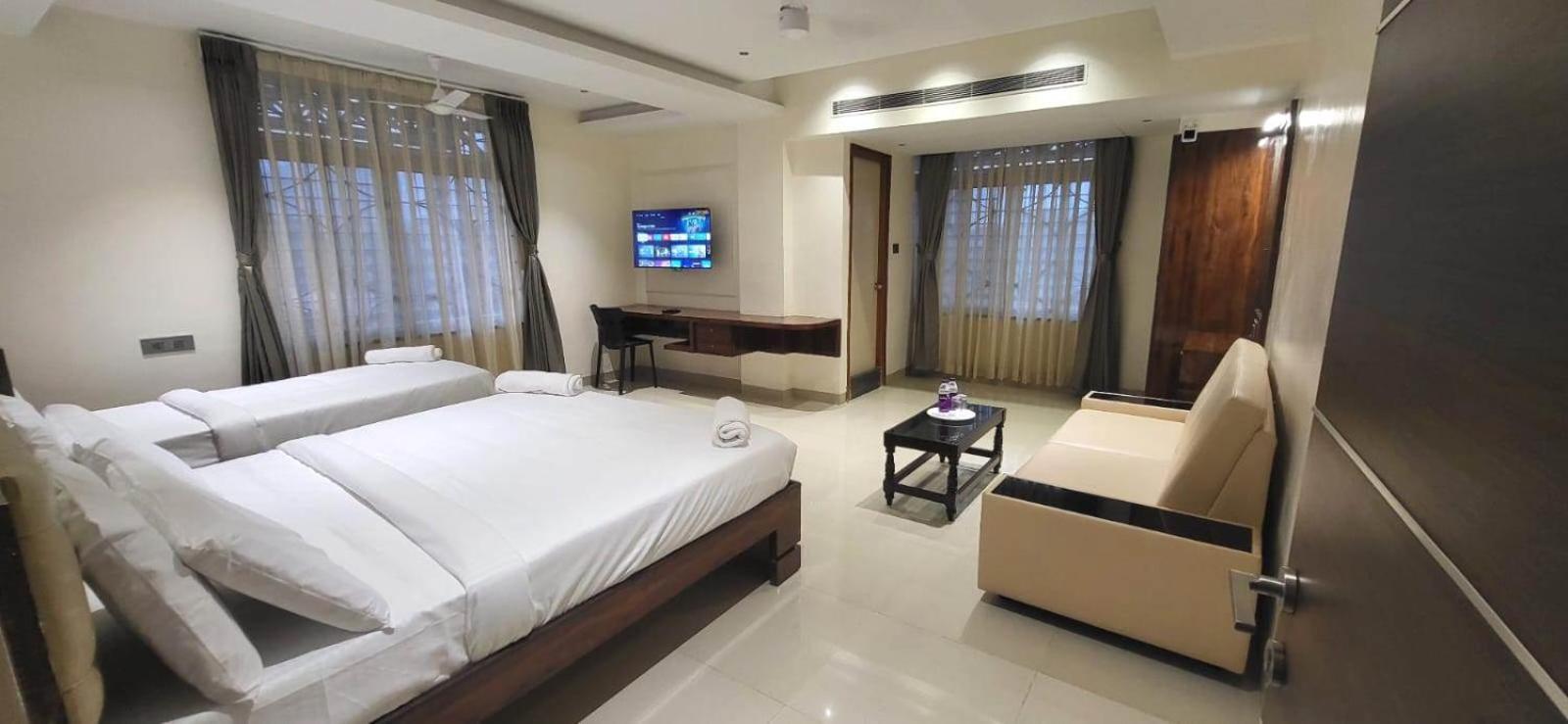Model Grand Inn Bellary Exterior foto